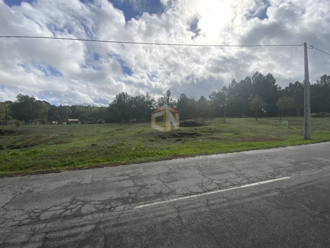 Terreno para Venda em Sabugal e Aldeia de Santo António Foto 4