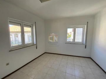 Apartamento T2 para Venda em Sabugal e Aldeia de Santo António