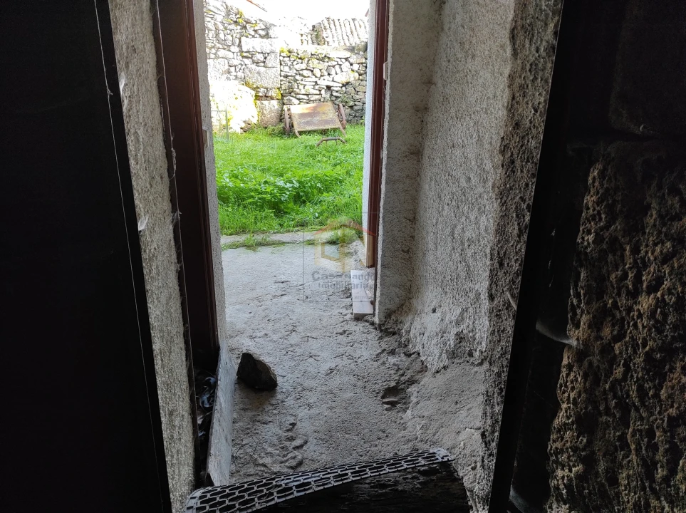 Moradia T0 para Venda em Seixo do Côa e Vale Longo Foto 42