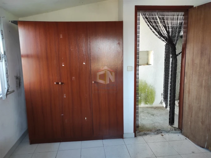 Moradia T0 para Venda em Seixo do Côa e Vale Longo Foto 5