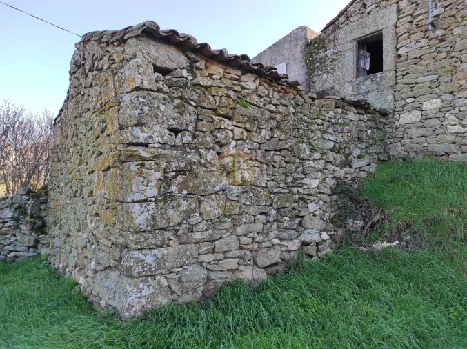 Moradia T0 para Venda em Seixo do Côa e Vale Longo Foto 54