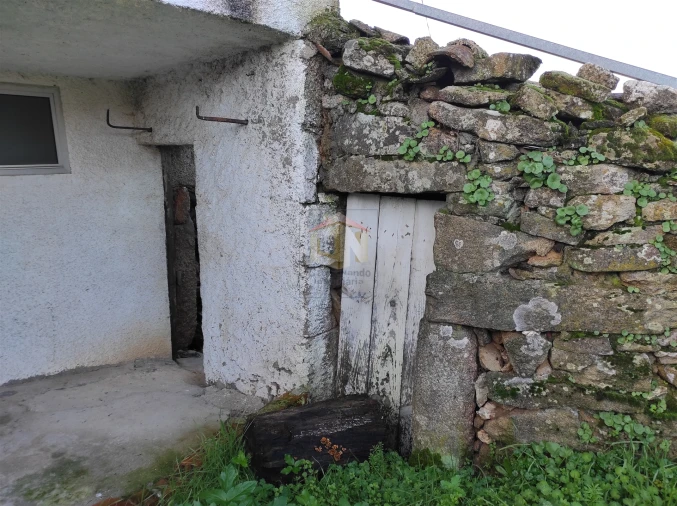Moradia T0 para Venda em Seixo do Côa e Vale Longo Foto 23