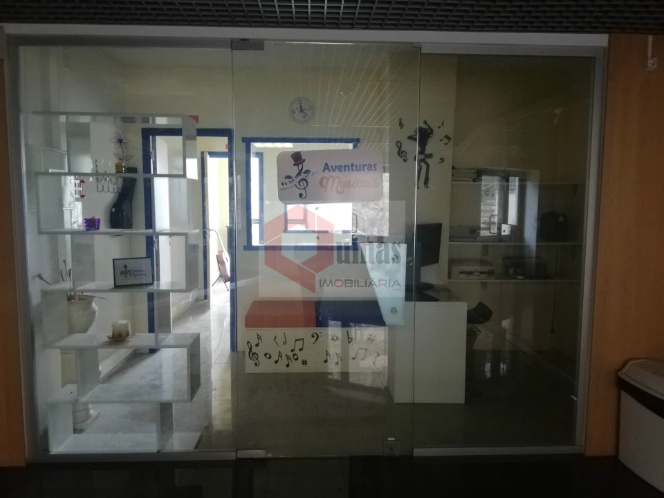 Escritório para Venda em Covilhã e Canhoso Foto 2