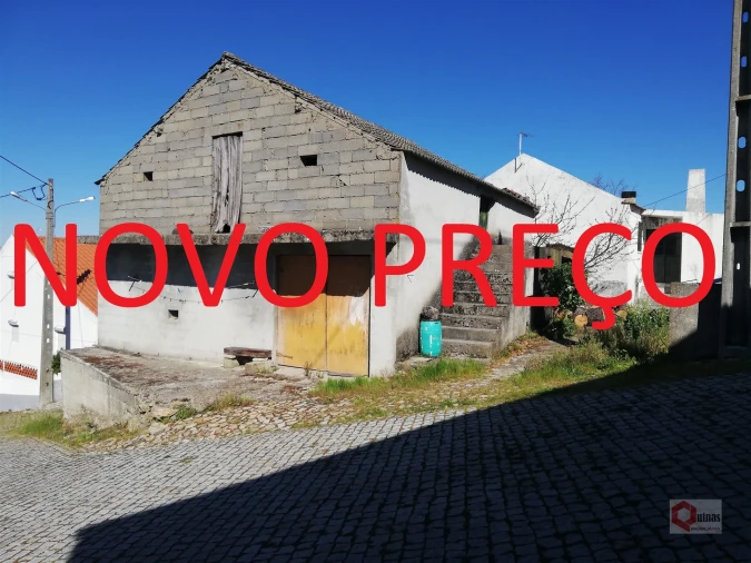 Moradia T3 para Venda em Miuzela e Porto de Ovelha