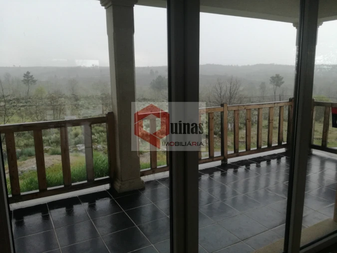 Moradia T3 para Venda em Vila do Touro Foto 21