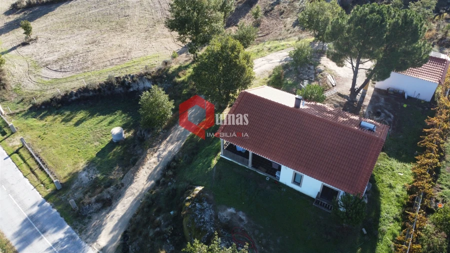 Moradia T3 para Venda em Vila do Touro Foto 23