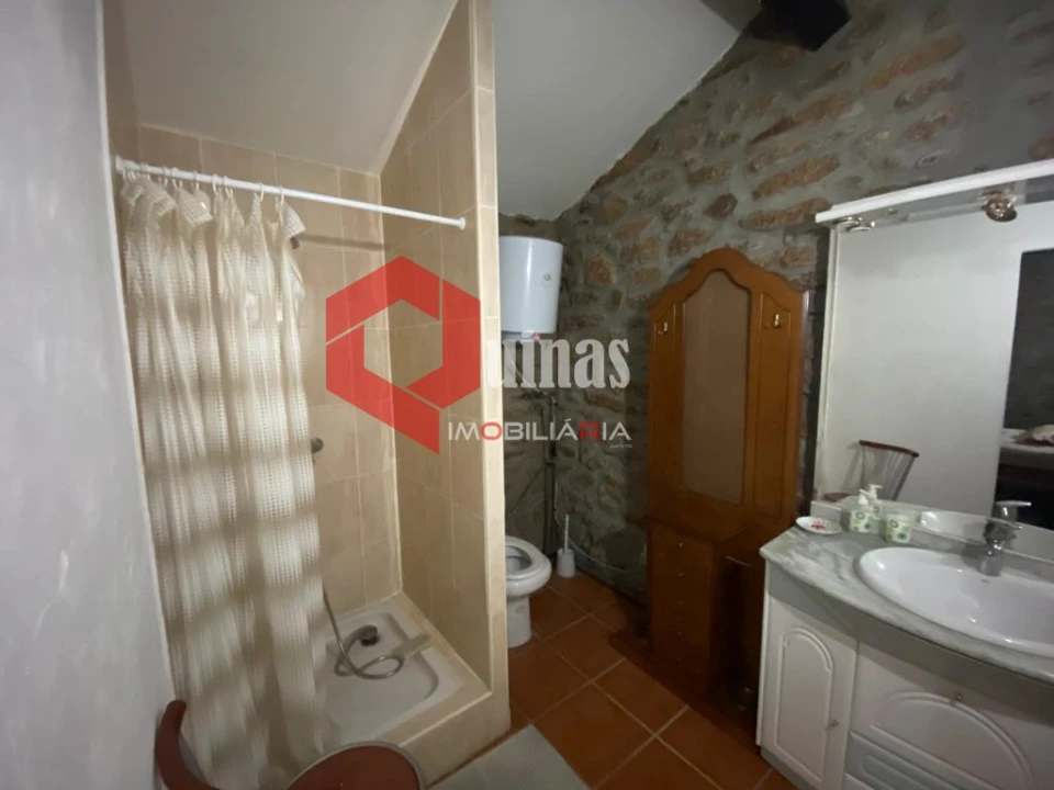 Negócio para Venda em Rebolosa Foto 16