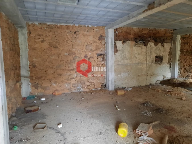 Moradia T0 para Venda em Souto Foto 9