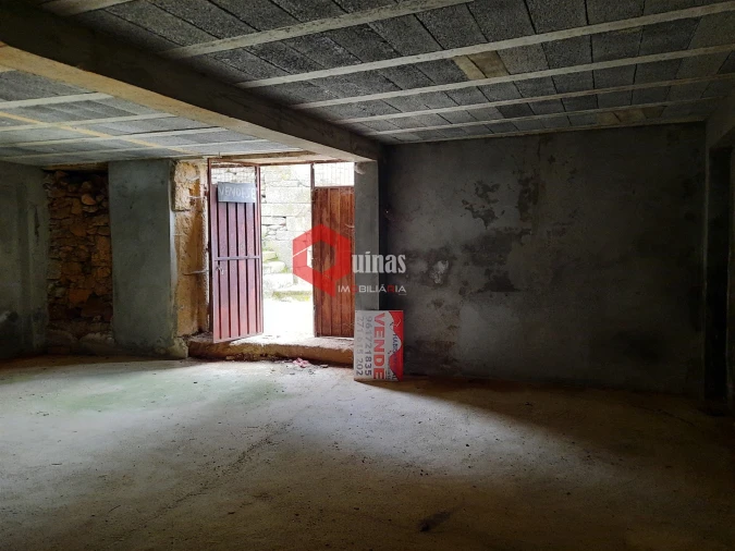 Moradia T0 para Venda em Souto Foto 8