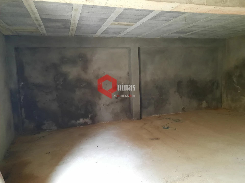 Moradia T0 para Venda em Souto Foto 4