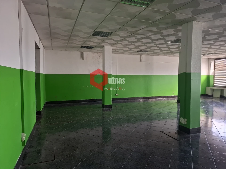 Loja para Venda em Covilhã e Canhoso Foto 14