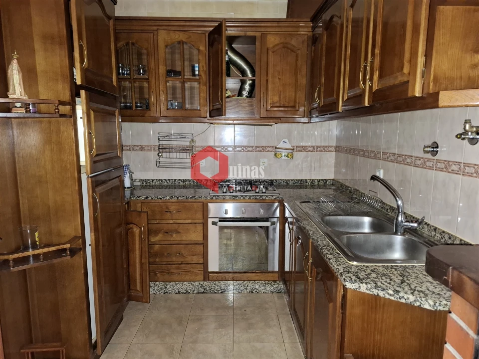 Moradia T3 para Venda em Benquerença Foto 15