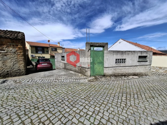 Moradia T3 para Venda em Benquerença Foto 2