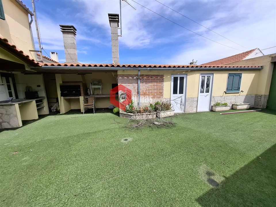 Moradia T3 para Venda em Benquerença Foto 6