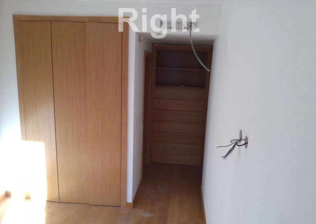 Prédio para Venda em Ajuda Foto 4