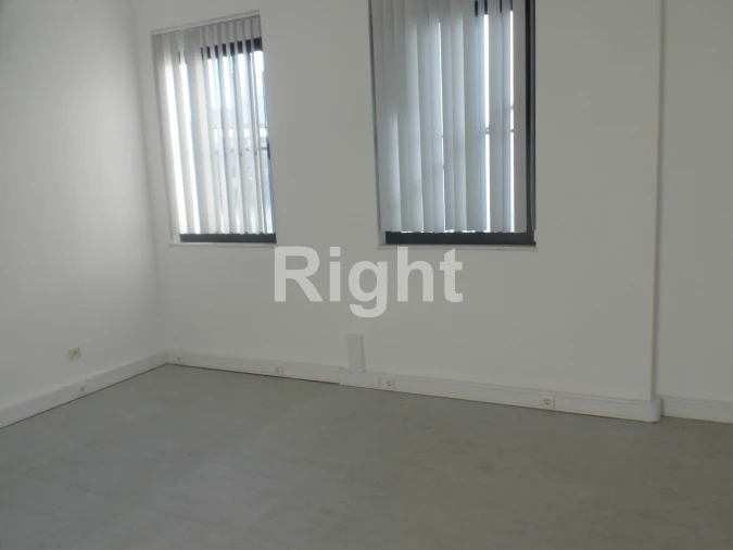 Escritório para Arrendamento em Arroios Foto 3