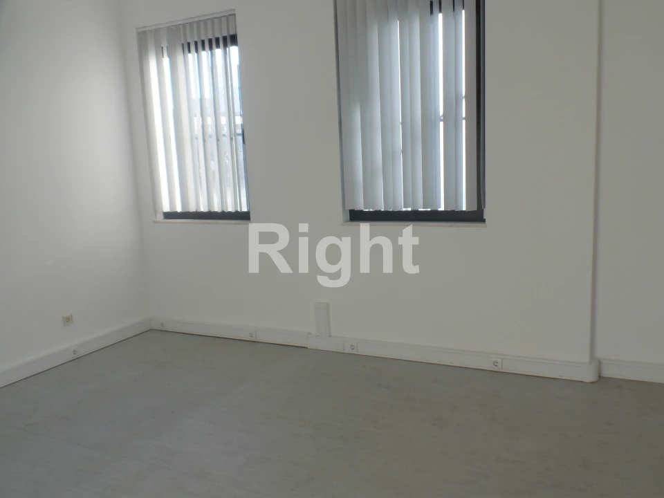 Escritório para Arrendamento em Arroios Foto 3