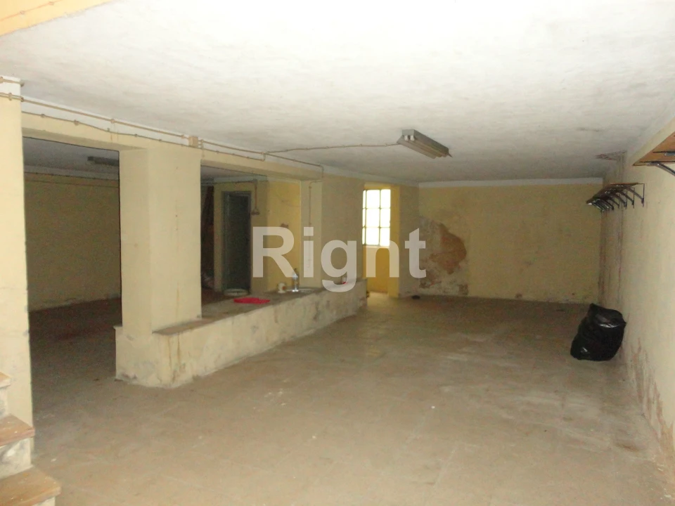 Prédio para Venda em Santa Maria Maior Foto 13