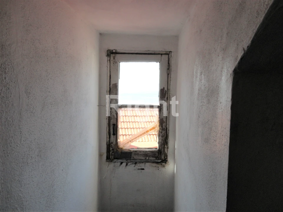 Prédio para Venda em Santa Maria Maior Foto 2