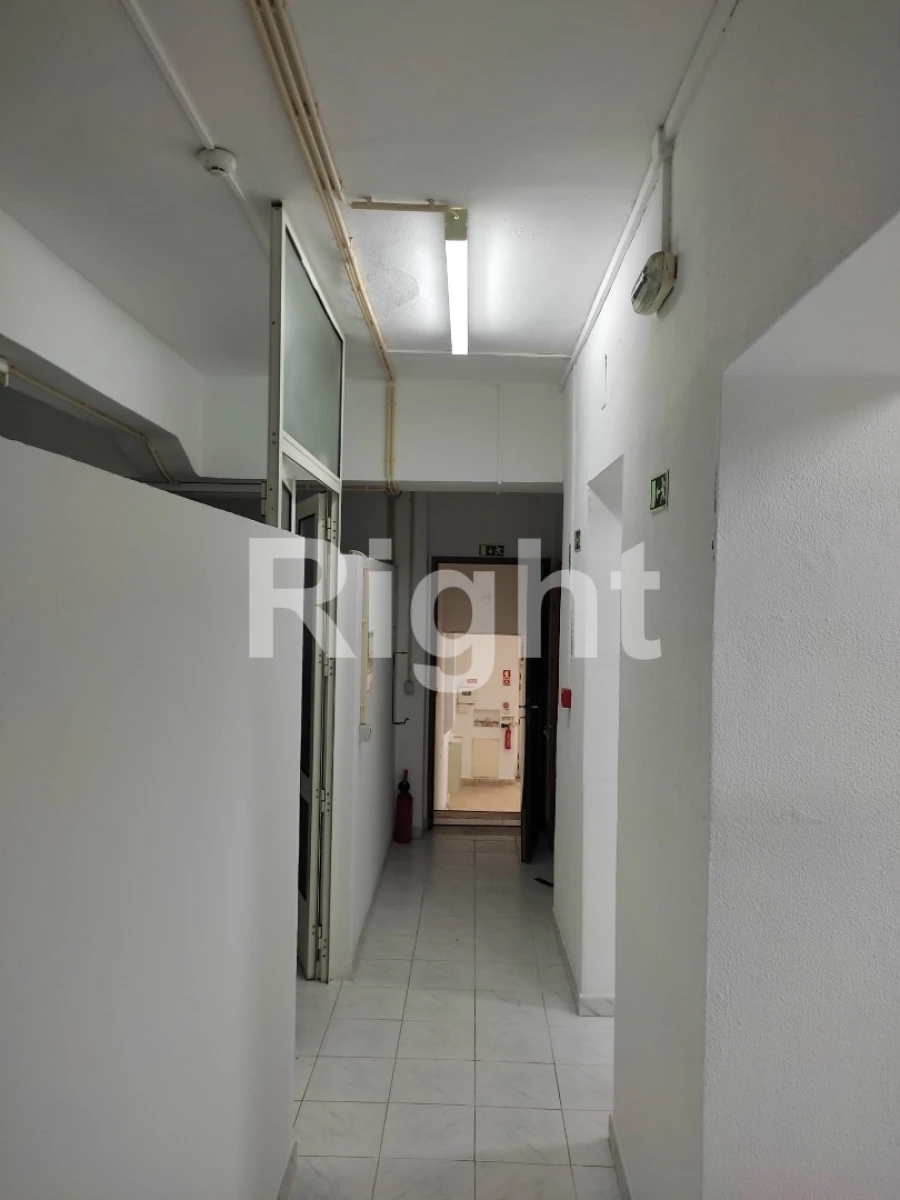 Loja para Venda em Arroios Foto 7