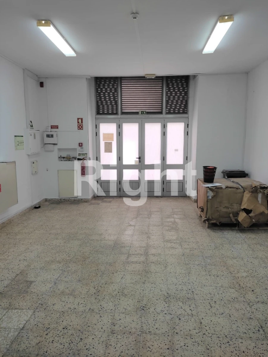 Loja para Venda em Arroios