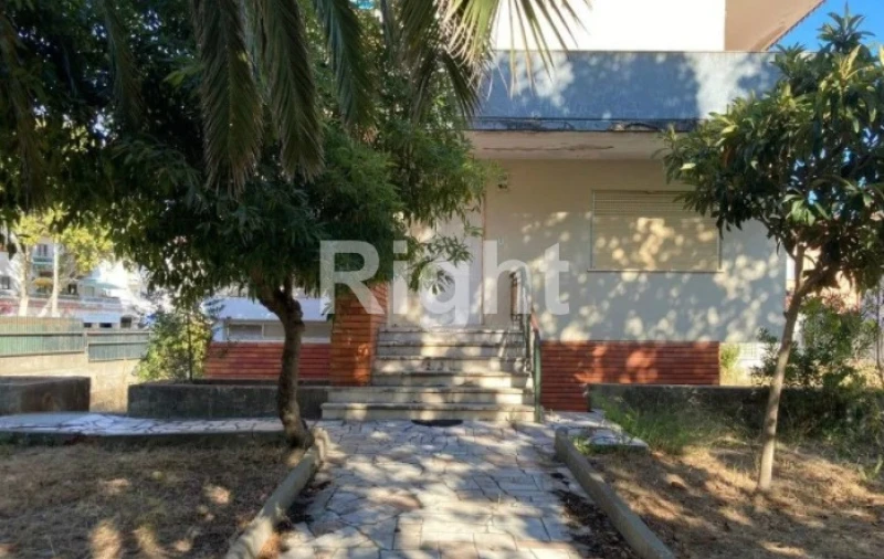 Moradia T12 para Venda em Carcavelos e Parede Foto 1