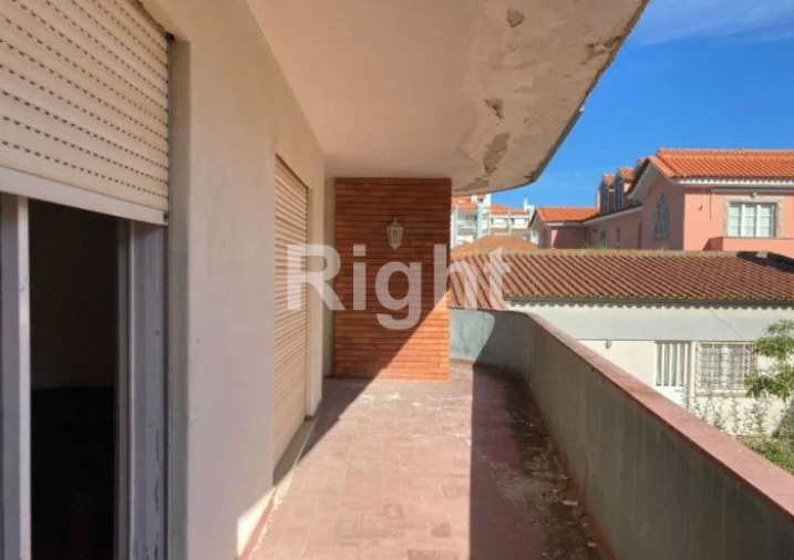 Moradia T12 para Venda em Carcavelos e Parede Foto 18