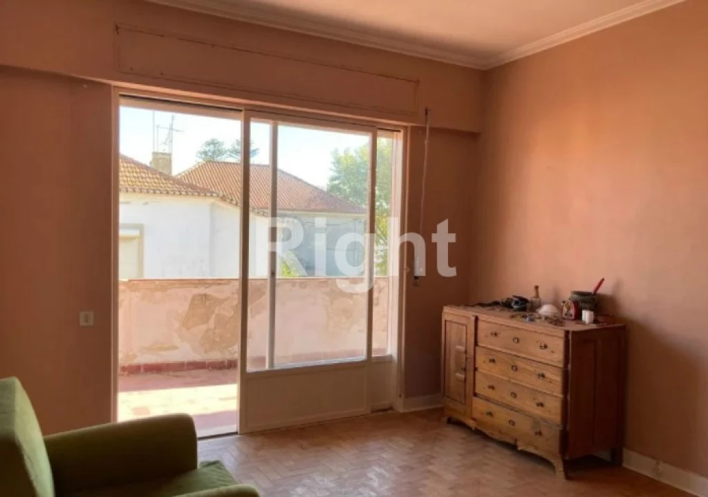 Moradia T12 para Venda em Carcavelos e Parede Foto 23