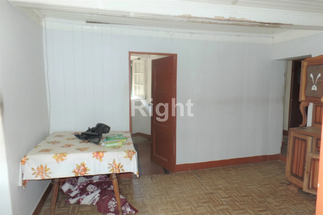 Moradia T0 para Venda em Casal Vasco Foto 11