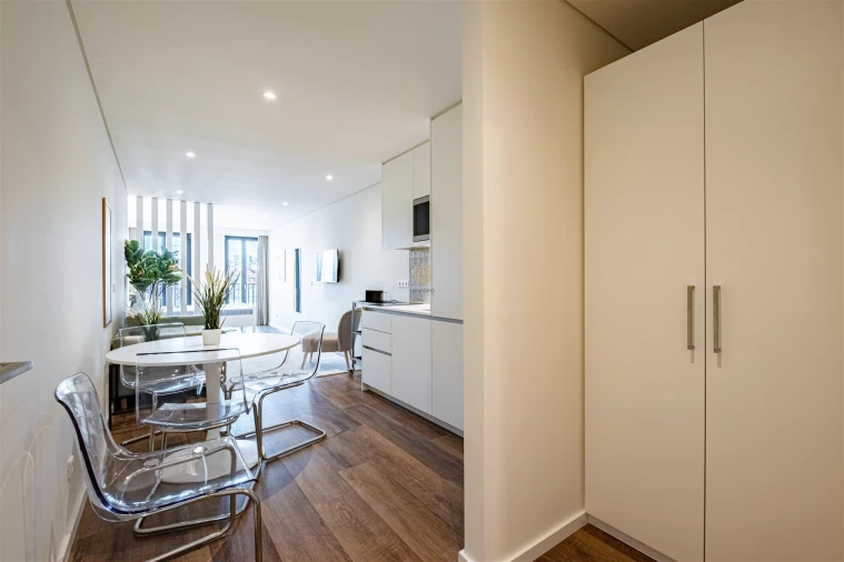 Apartamento T2 para Venda em Cedofeita, Santo Ildefonso, Sé, Miragaia, São Nicolau e Vitória Foto 10