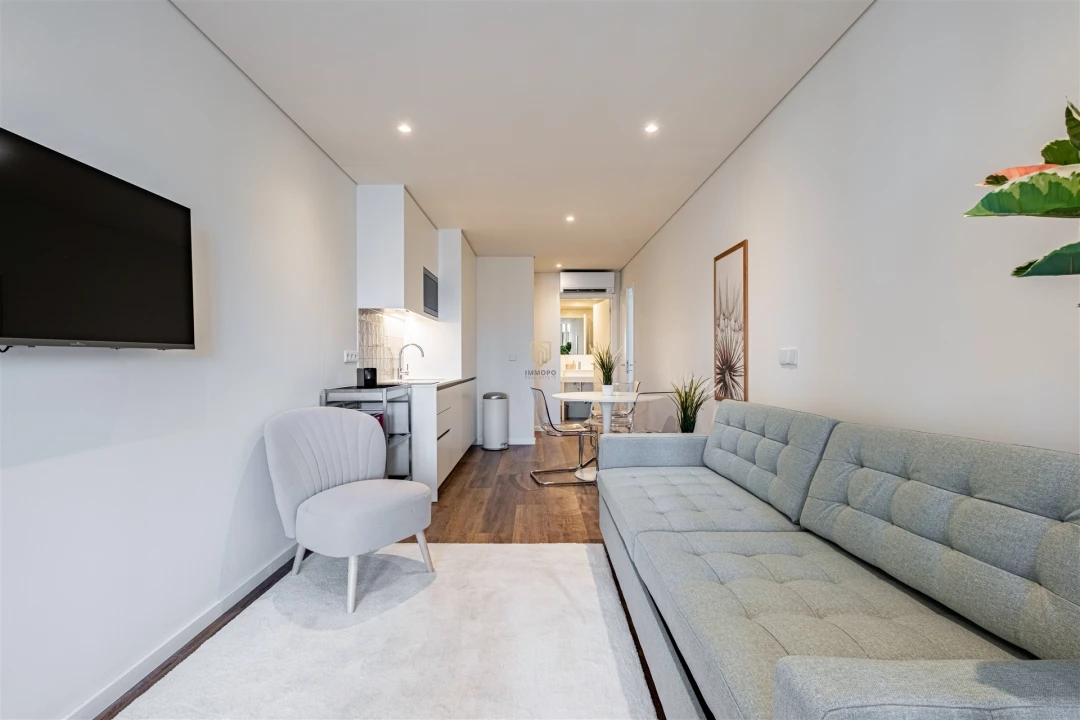 Apartamento T2 para Venda em Cedofeita, Santo Ildefonso, Sé, Miragaia, São Nicolau e Vitória Foto 5
