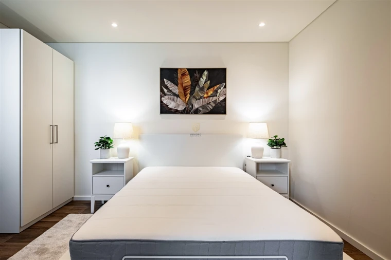 Apartamento T2 para Venda em Cedofeita, Santo Ildefonso, Sé, Miragaia, São Nicolau e Vitória Foto 4