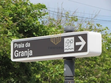 Moradia T5 para Venda em São Felix da Marinha
