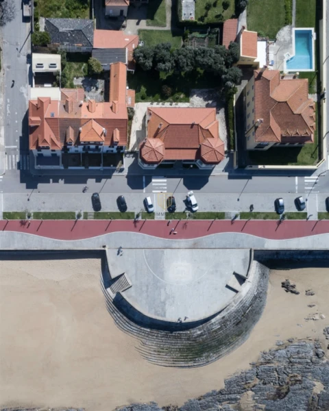 Moradia T5 para Venda em São Felix da Marinha