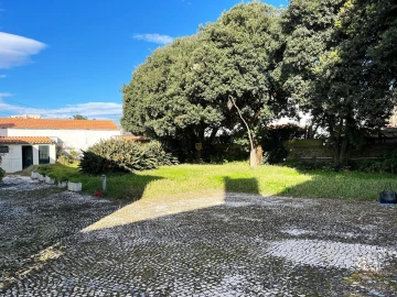 Moradia T5 para Venda em São Felix da Marinha