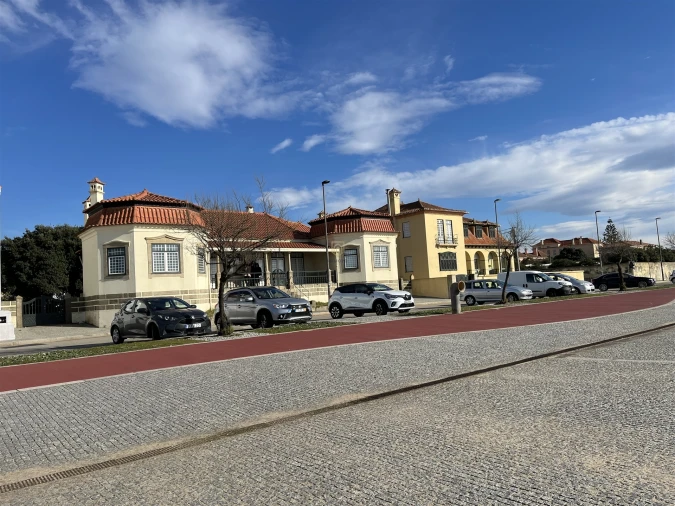 Moradia T5 para Venda em São Felix da Marinha Foto 6