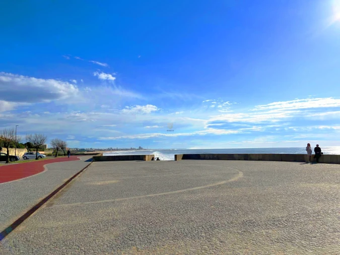 Moradia T5 para Venda em São Felix da Marinha Foto 27