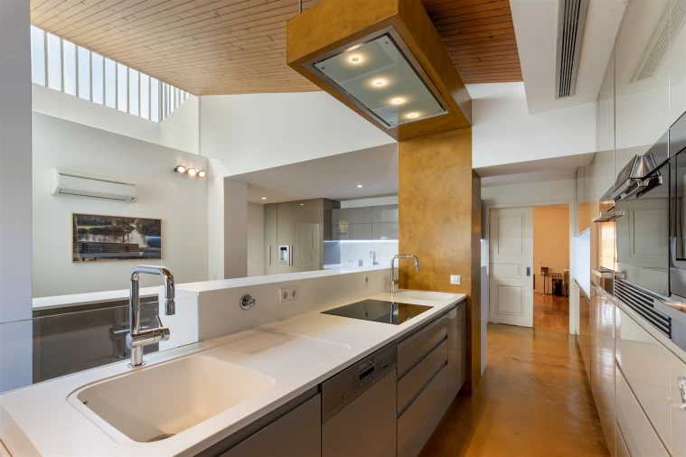 Moradia T4 para Venda em Ramalde Foto 13