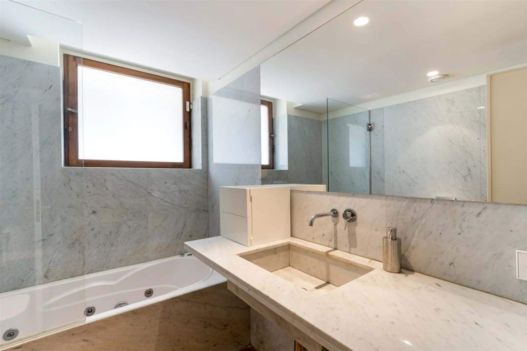 Moradia T4 para Venda em Ramalde Foto 65