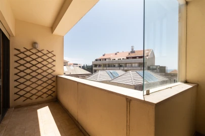 Apartamento T4 para Venda em Aldoar, Foz do Douro e Nevogilde