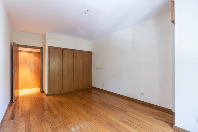 Apartamento T4 para Venda em Aldoar, Foz do Douro e Nevogilde Foto 16