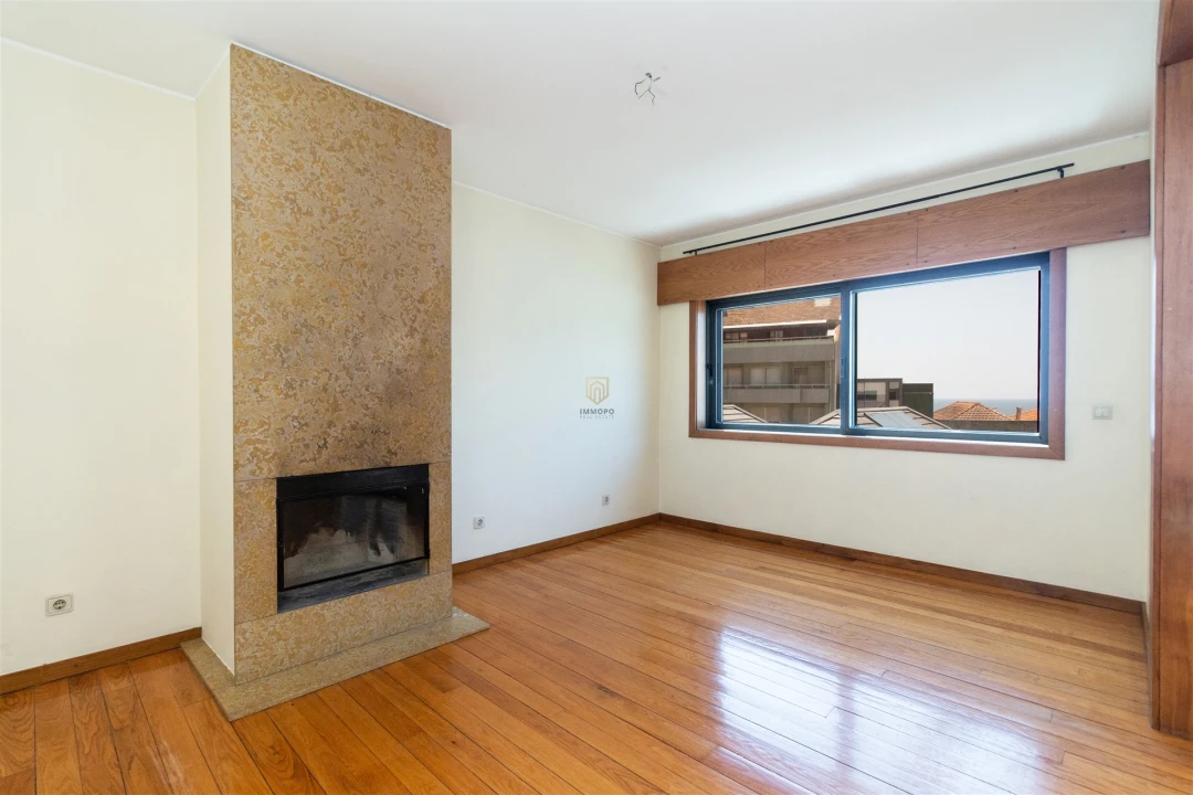Apartamento T4 para Venda em Aldoar, Foz do Douro e Nevogilde Foto 7