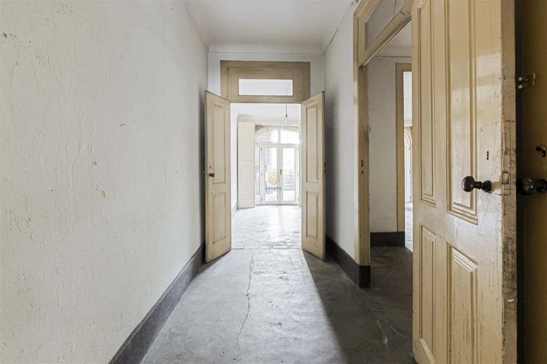 Prédio para Venda em Lordelo do Ouro e Massarelos Foto 29