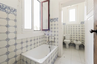 Prédio para Venda em Lordelo do Ouro e Massarelos