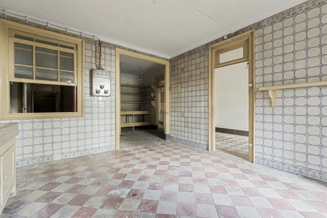 Prédio para Venda em Lordelo do Ouro e Massarelos Foto 24