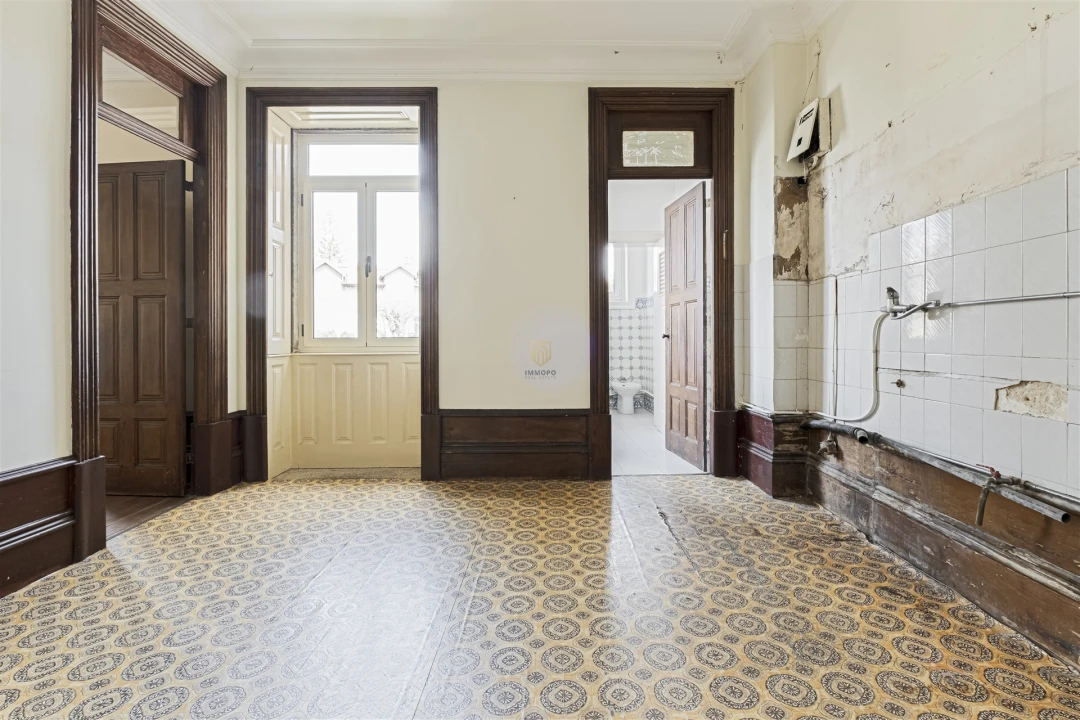 Prédio para Venda em Lordelo do Ouro e Massarelos Foto 16