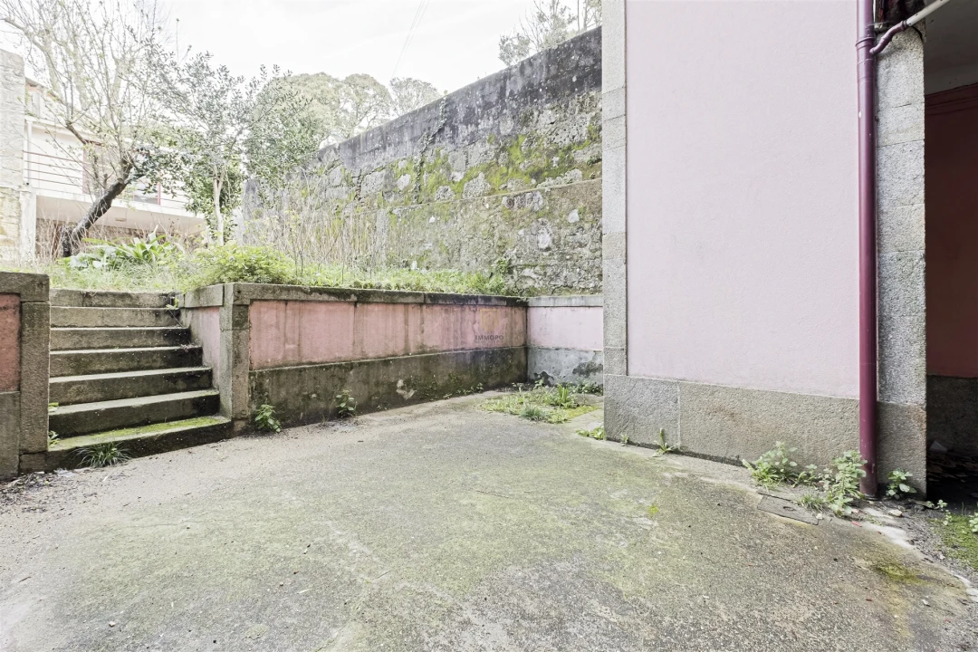 Prédio para Venda em Lordelo do Ouro e Massarelos Foto 19