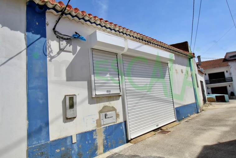 Armazém para Venda em Alcoentre Foto 11