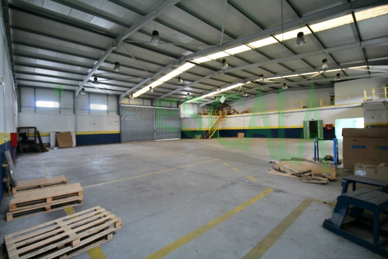 Armazém para Venda em Salvaterra de Magos e Foros de Salvaterra Foto 39