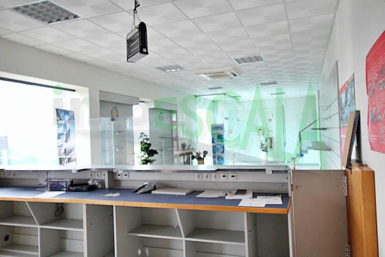 Armazém para Venda em Salvaterra de Magos e Foros de Salvaterra Foto 5